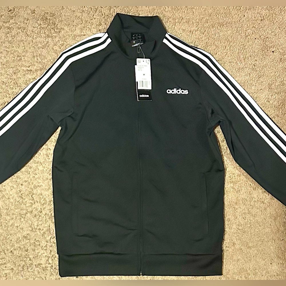 ❌SOLD❌Adidas 3-stripe Essential Jacket